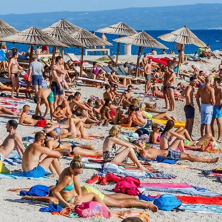 By The Sea - 7589 ספליט